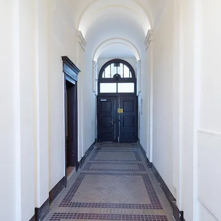 Residence, Naschmarkt - Museumsquartier Aparthotel *