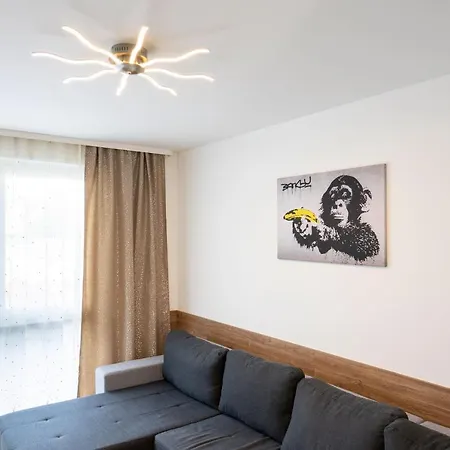 Apartment Donaufeld Living - Geraumiges Mit Balkon *