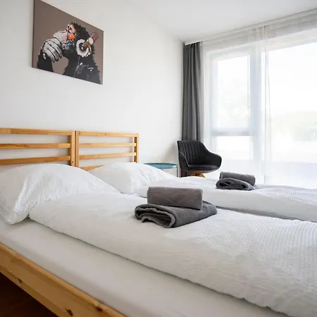 Donaufeld Living - Geraumiges Mit Balkon Vienna