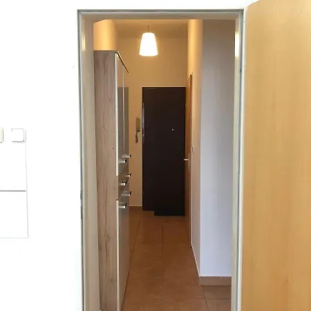 New, Bright Near The Metro! * Vienna