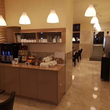 Ch-hotel Luka Budget Vendégház