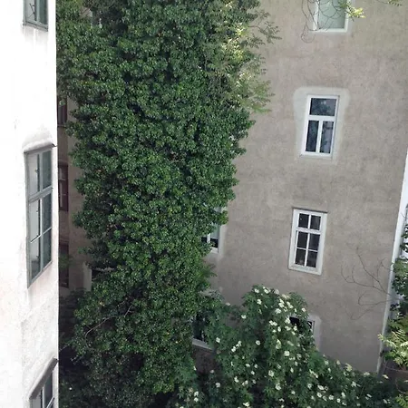 Apartment Augartenblick Penthaus 16 Vienna