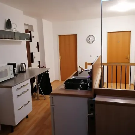 Favoriten-rooms Hostel