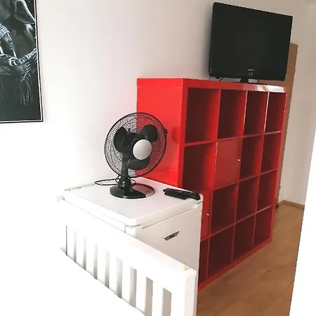 Hostel Favoriten-rooms *