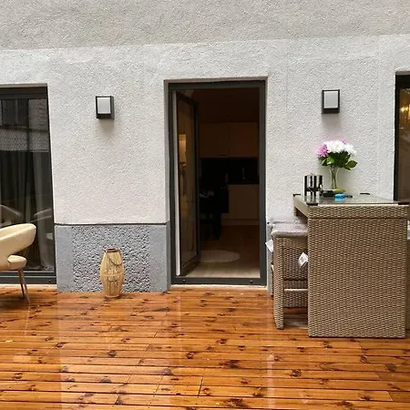 Atelier - With Garden Appartamento