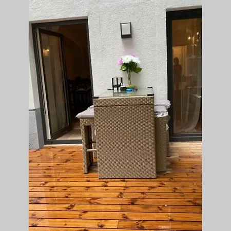 Atelier - With Garden Appartamento
