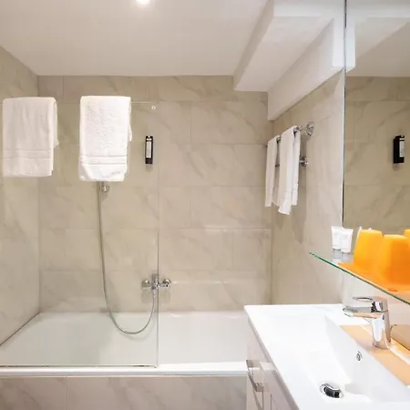 The Levante Rathaus 4* Wenen