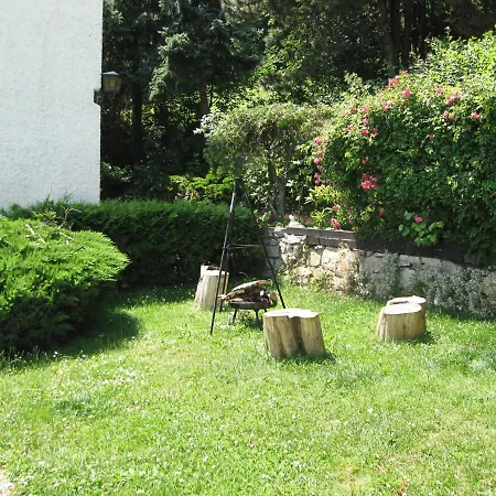 Danube View House With Garden