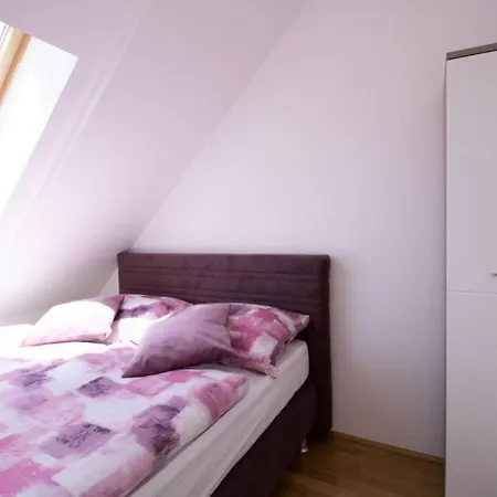 Appartement Sunny & Cozy Penthouse With Balcony L Dg4'14 Vienne