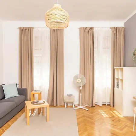 Apartment Fromme Hermine By Ichbucheat *