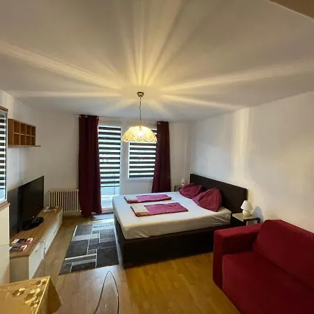 Apartment Rh *