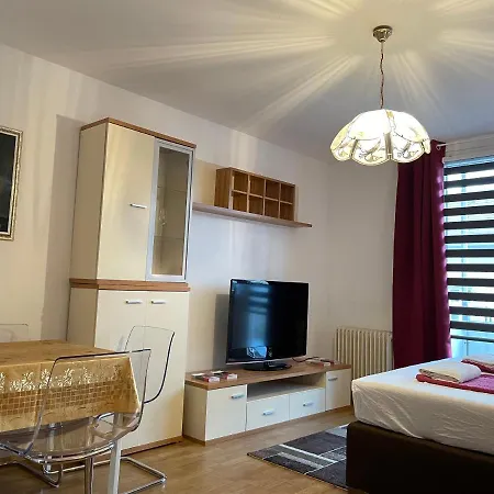 Apartment Rh *