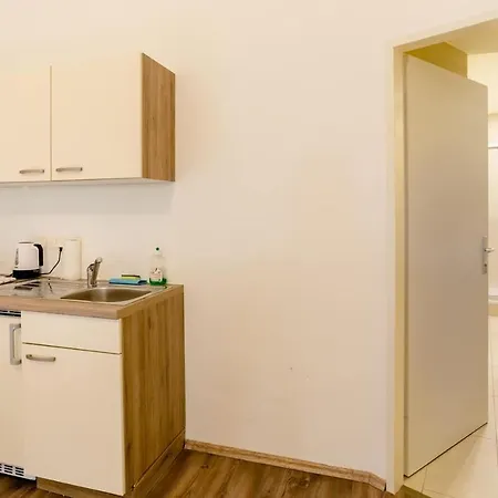 Air Condition I Sights In Walking Distance I 201 Mbit Wifi Lejlighed *