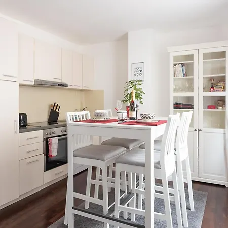 Apartment New Shalalaliving - Lovenest Or Workspace Near Schoenbrunn Bg Vienna
