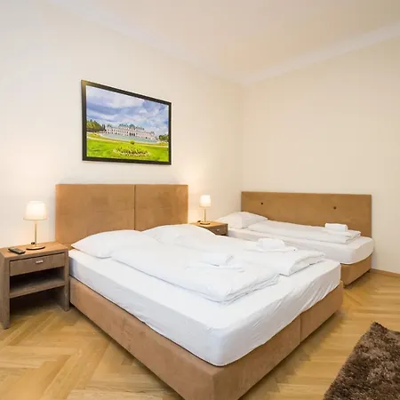Schönbrunn Apartment