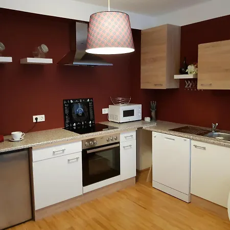 Apartment Bullsliving Kaisermuehlen Erni Next To Uno *