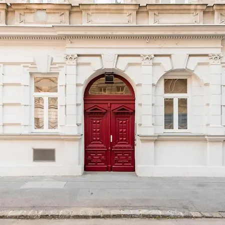 Appartamento Luxurious And Spacious 5 Min Walk To City Center, 1-2 *