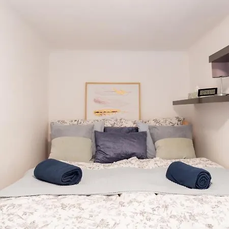 Appartamento Luxurious And Spacious 5 Min Walk To City Center, 1-2