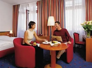 Hotel Austria Trend Favorita 4*