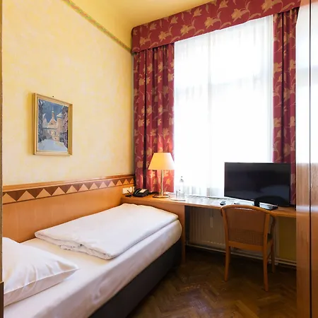 Post 3* Viena
