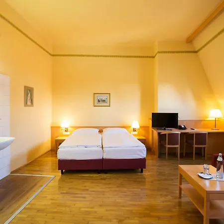 Post Hotel 3*