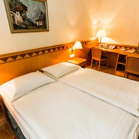 Hotel Post Viena