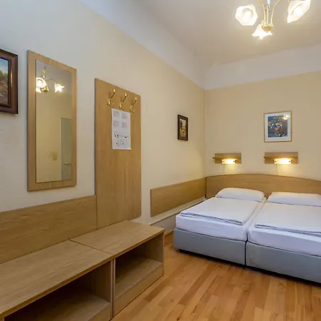 Graf Stadion Hotel Vienne
