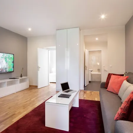 The Levante Rathaus 4*