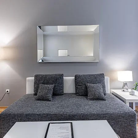 The Levante Rathaus Aparthotel 4*