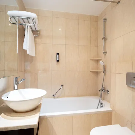 The Levante Rathaus 4* Wenen