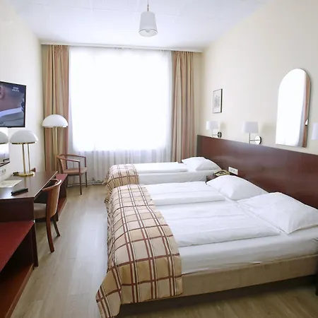 Continental Hotel-pension 4* Wien