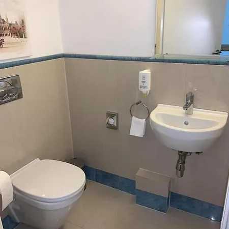 瑙斯特德卡格兰酒店