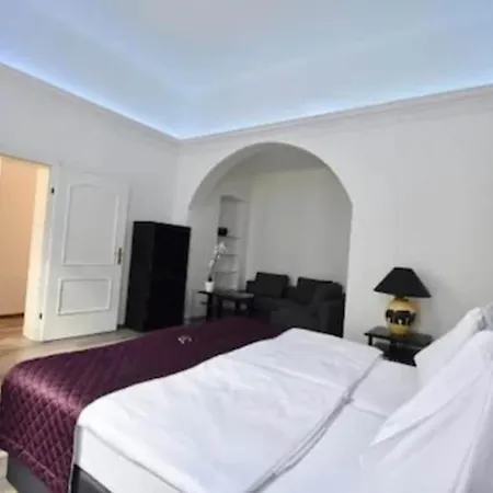 Hotel Am Schubertring 4*