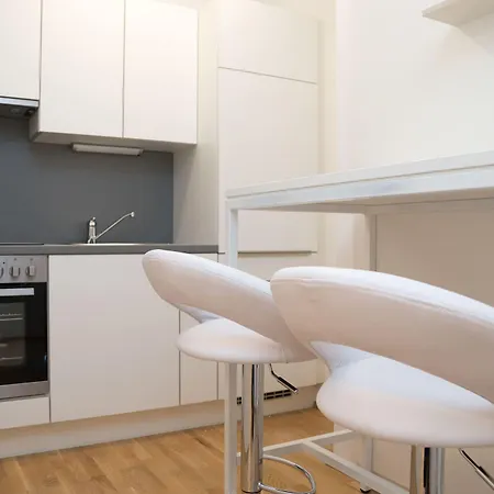 Smart Living - Wien Hauptbahnhof - Self Check-in 4* Vienna