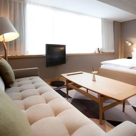Hotel The 5*
