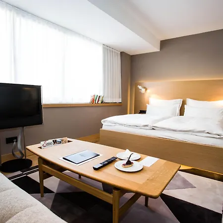 Hotel The 5*