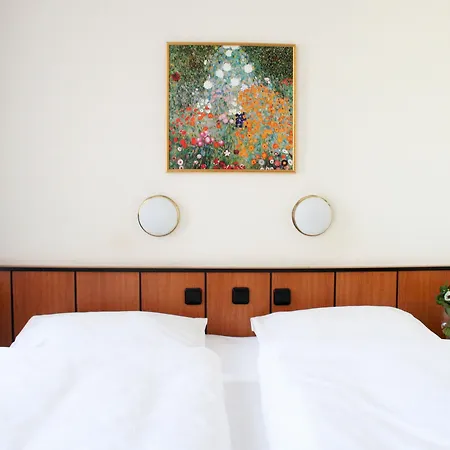Drei Kronen Hotel Vienna