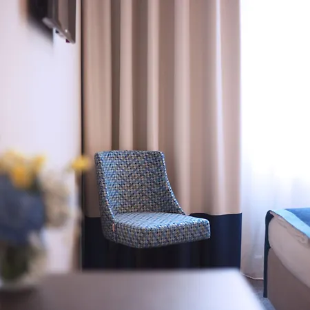 Hotel Drei Kronen 3*