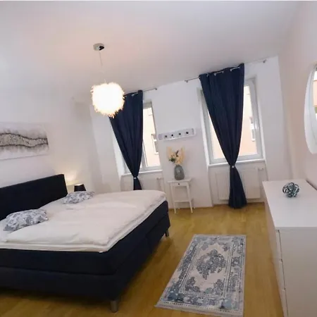 Elegante L Bg7 Vienna