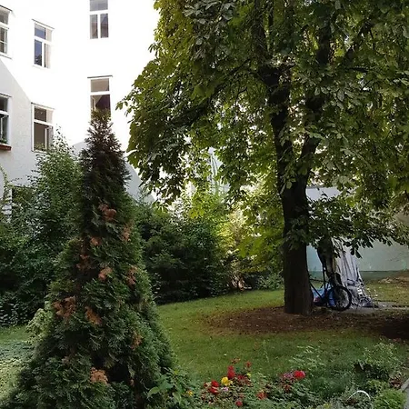 Apartment Newly-renovated, In The Heart Of