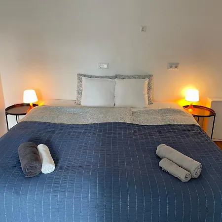 Eca Rooftop Live - Private & Serviced Homestay Vienna