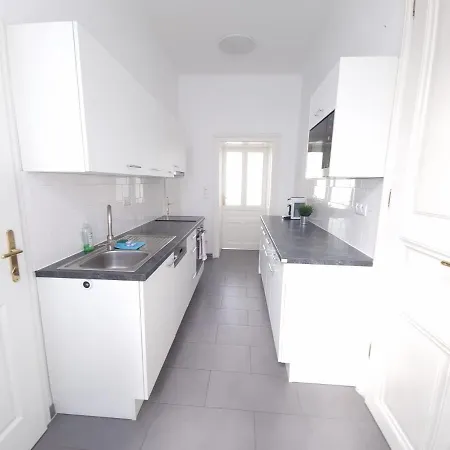 Herzlich Willkommen - Küss Hand 3 Apartment Wien