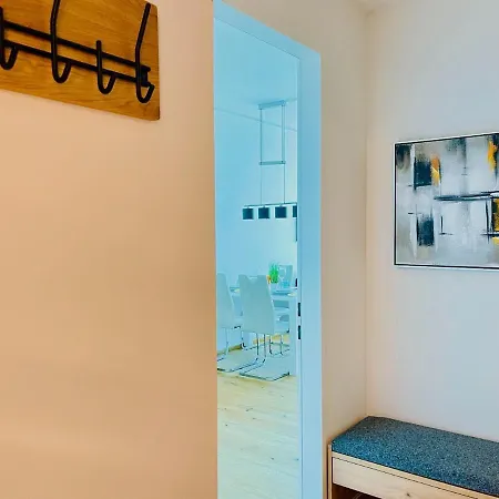 Apartment Triiiple Level 31 - Sonnenwohnen Mit Fantastischem Ausblick Und Parkplatz Wien