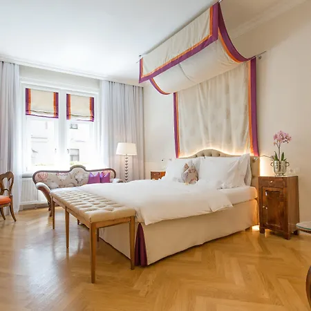 Kaiserhof Hotel 4*
