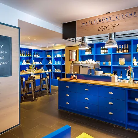 酒店 希尔顿维也纳多瑙河海滨酒店 4*