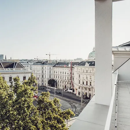 Hotel Grand Ferdinand - Your In The Center