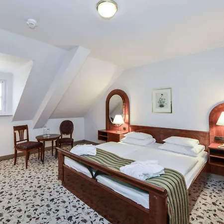 Hotel Mercure Grand Biedermeier 4*