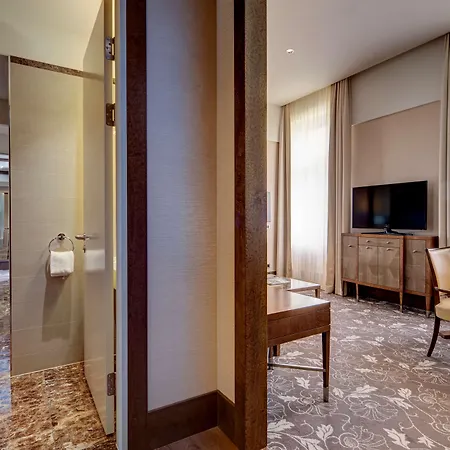 Hotel Anantara Palais Hansen - Newly Renovated