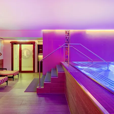 Hotel Anantara Palais Hansen - Newly Renovated 5*