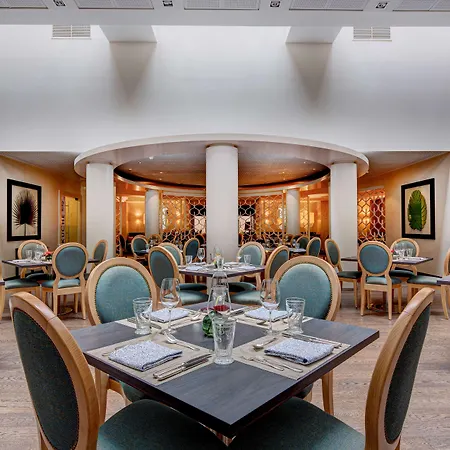 Anantara Palais Hansen - Newly Renovated Hotel